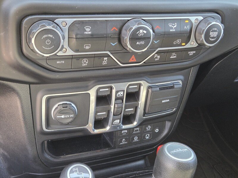Used 2020 Gobi Clearcoat JEEP SPORT S 4X4 image 20