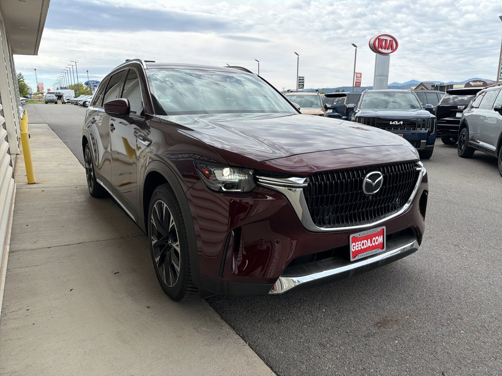 Used 2024 Artisan Red Premium Mazda Premium Plus image 3