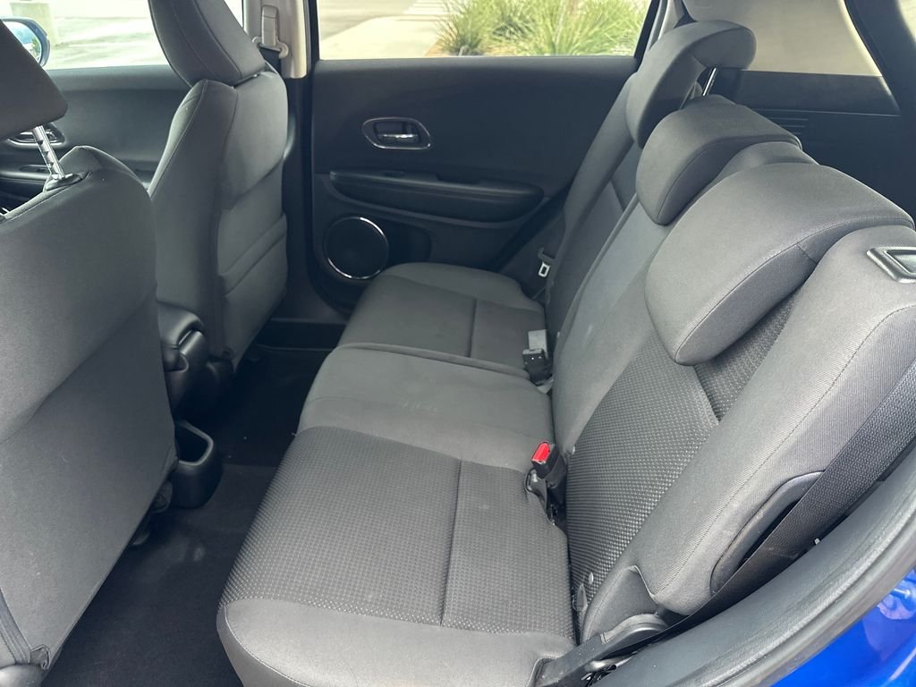Used 2022  Honda EX image 29