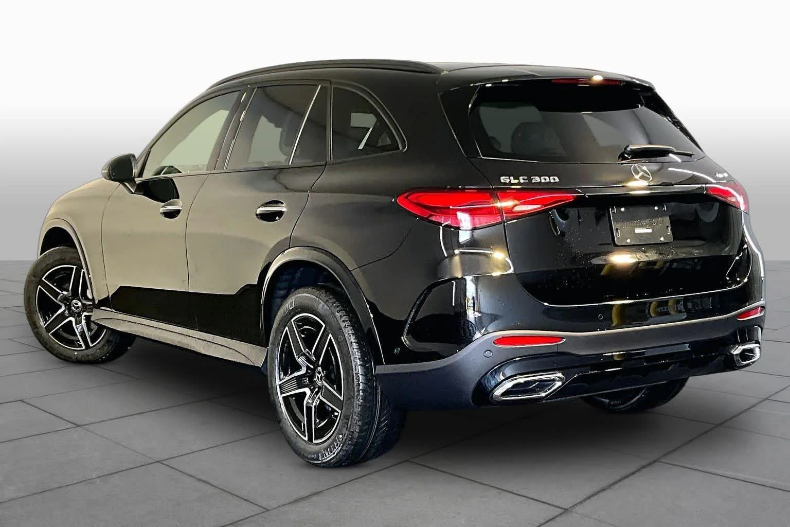 New 2026 Obsidian Black Metallic Mercedes-Benz GLC 300 image 3