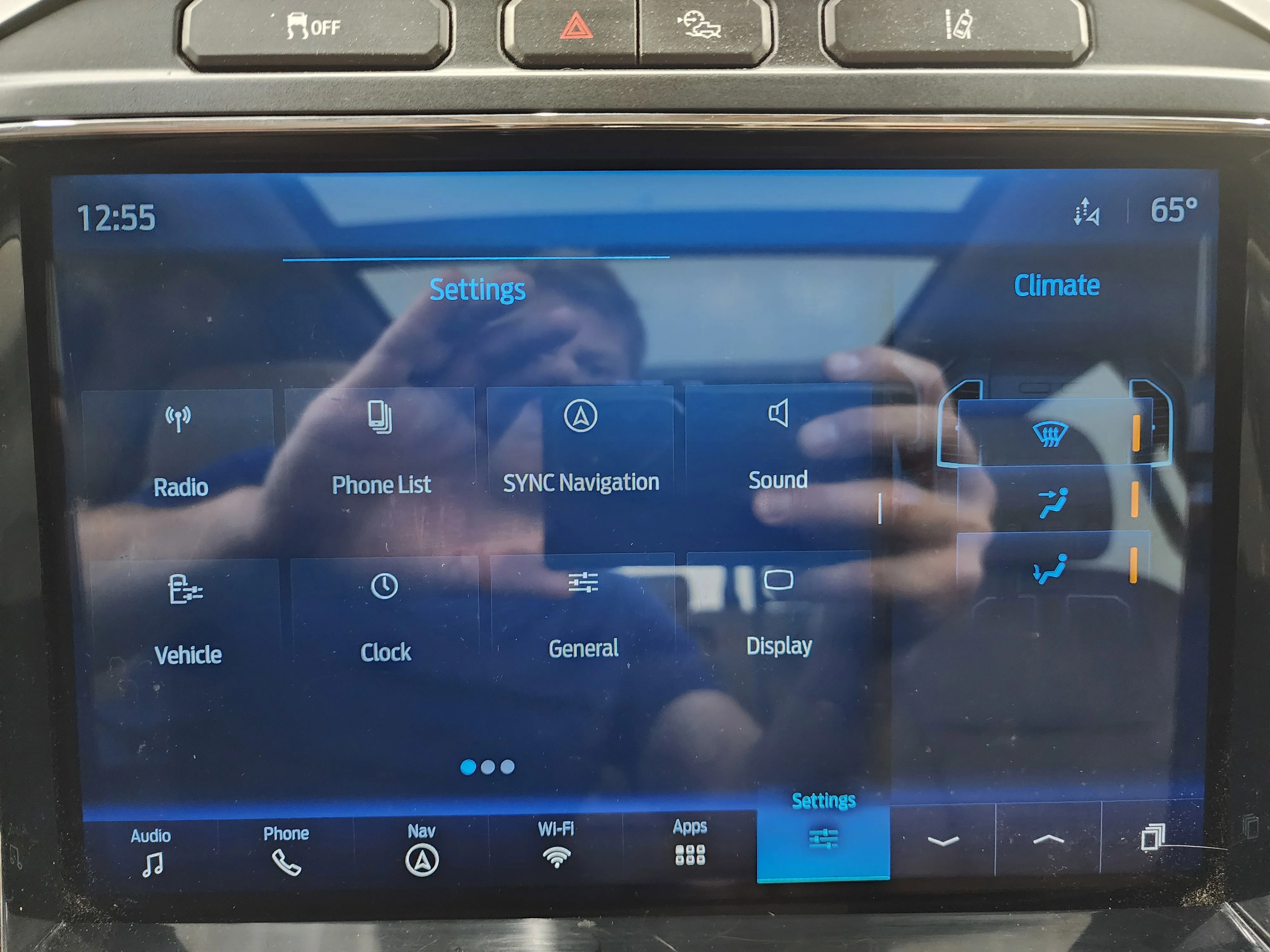 Used 2022 Agate Black Metallic Ford Lariat image 55