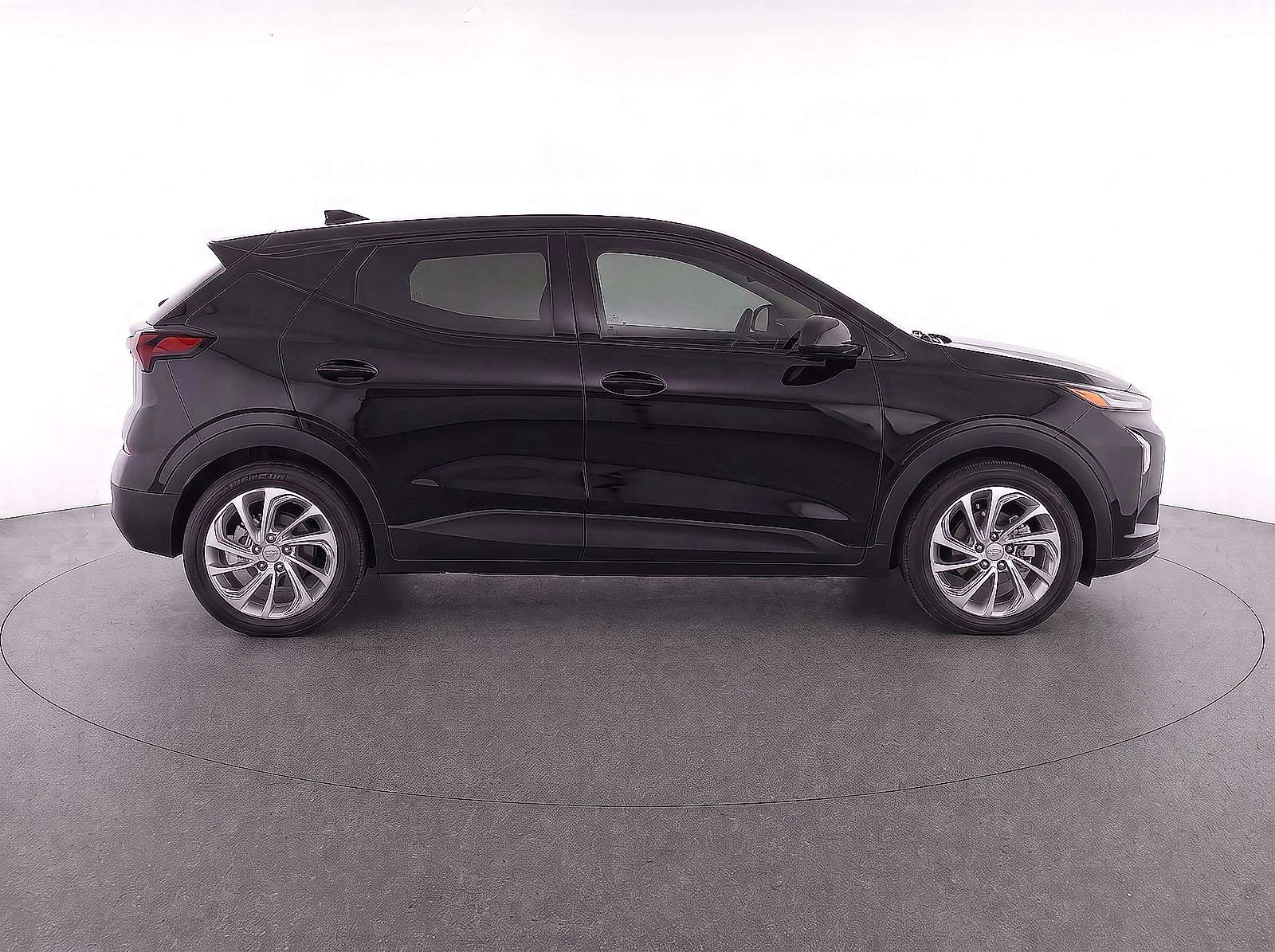 2027 Chevrolet Bolt LT - Photo 7