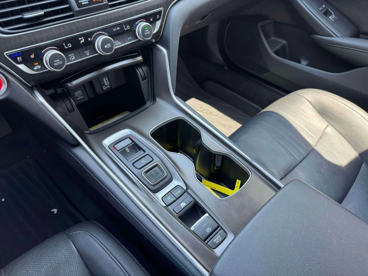 2019 Honda Accord Hybrid Touring - Photo 35