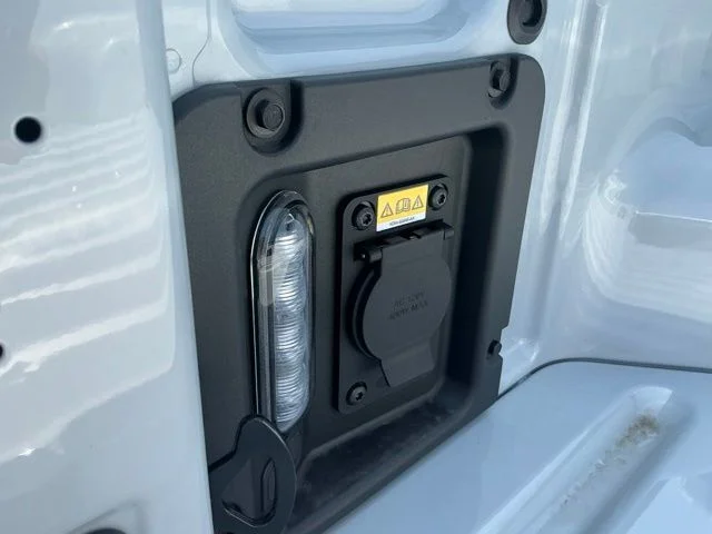 New 2026 Space White Metallic Ford XLT image 8
