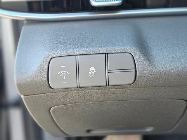 New 2026 Silver Hyundai SEL Sport Premium image 33