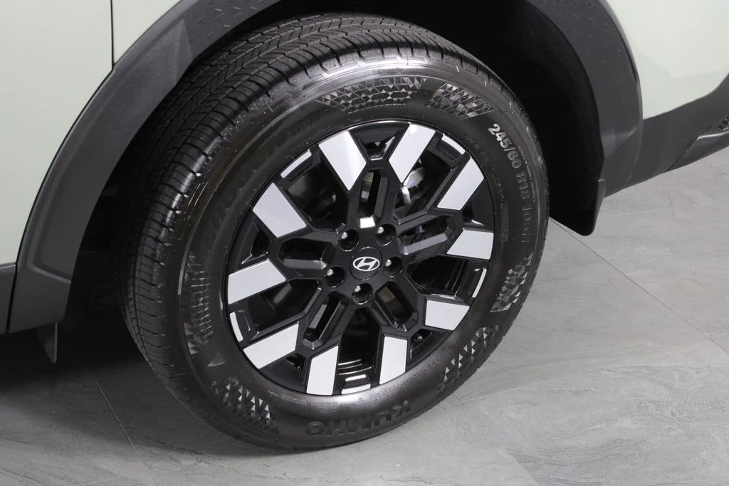 Certified Used 2026 Green Hyundai SEL image 13