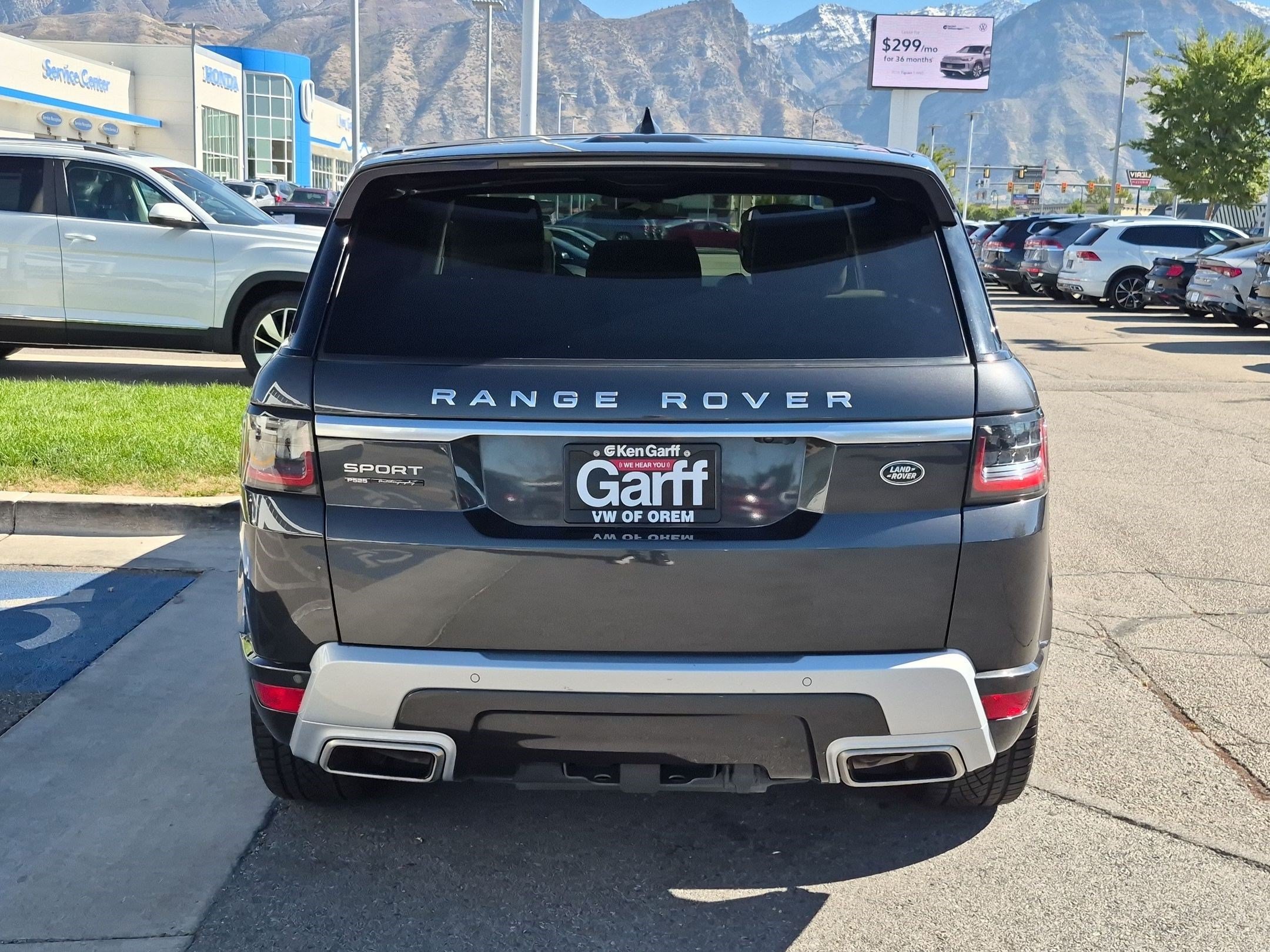 Used 2021 Santorini Black Metallic Land Rover Autobiography image 4