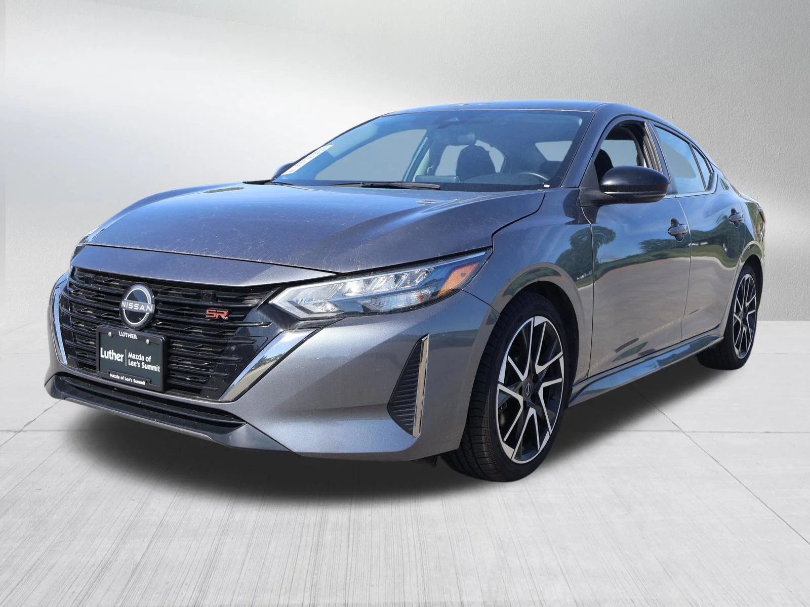 Used 2024 Gun Metallic Nissan SR image 3