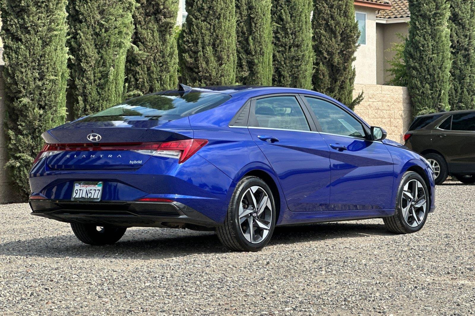 Used 2023 Intense Blue Hyundai Limited image 3