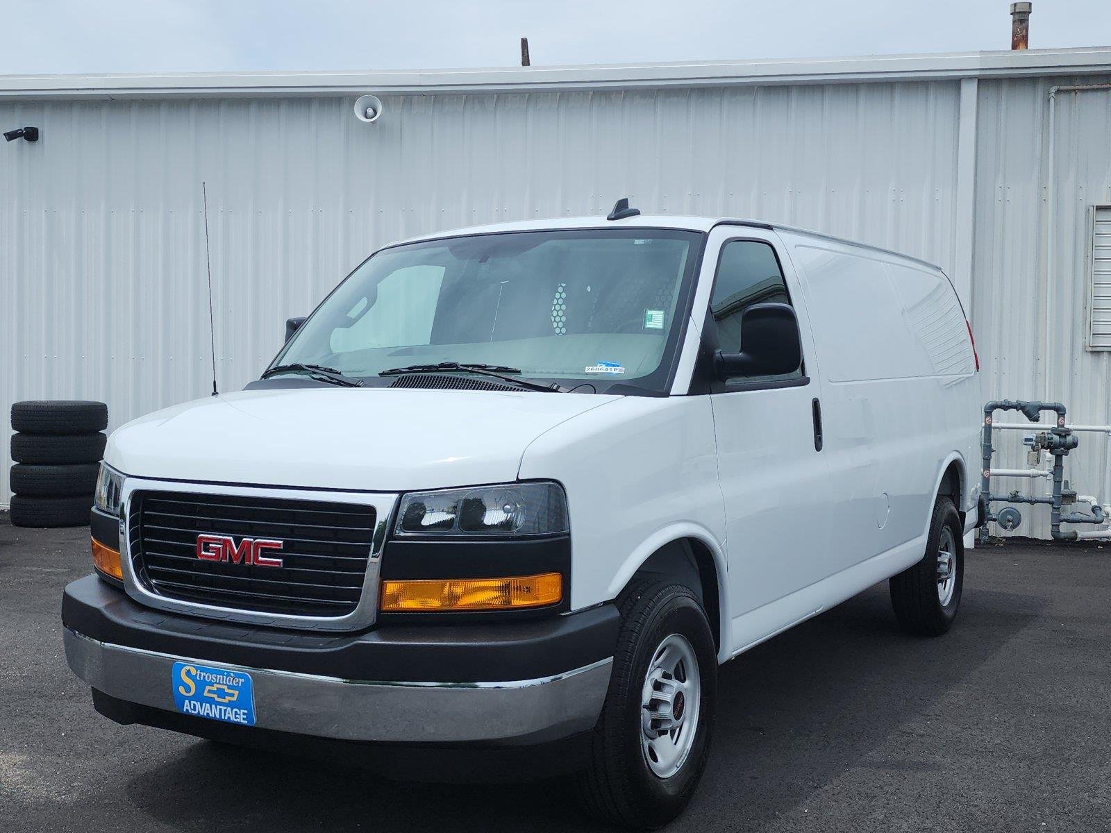 2025 GMC Savana Cargo