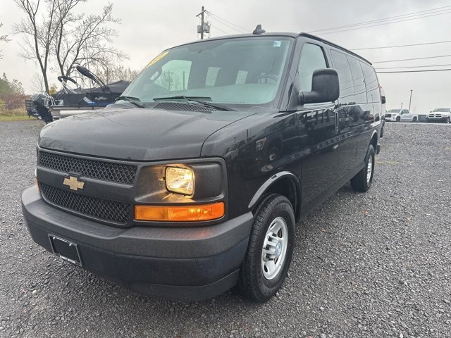 2017 Chevrolet Express Passenger 2500 LS photo 3