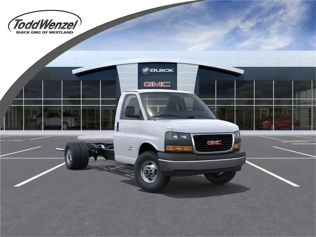 2026 GMC Savana Cutaway