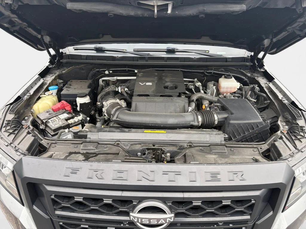 Used 2022 Gun Metallic Nissan S image 23