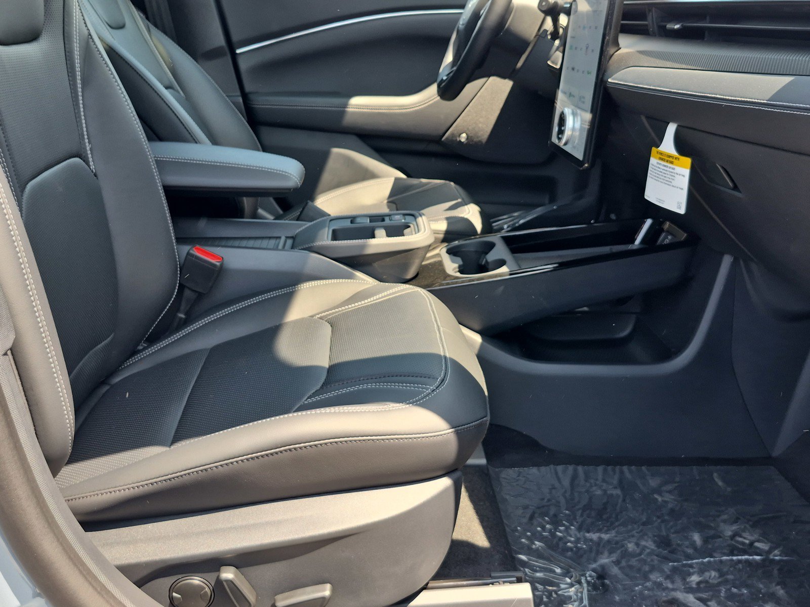 New 2026 Glacier Gray Metallic Tri-coat Ford Premium image 9