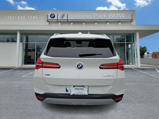 New 2026 Mineral White Metallic BMW 30 xDrive image 5