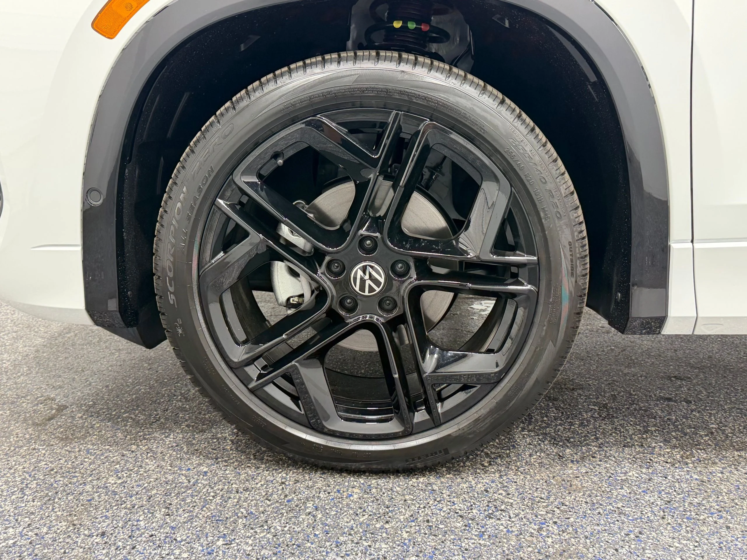 New 2026 White Volkswagen SE R-Line Black image 13