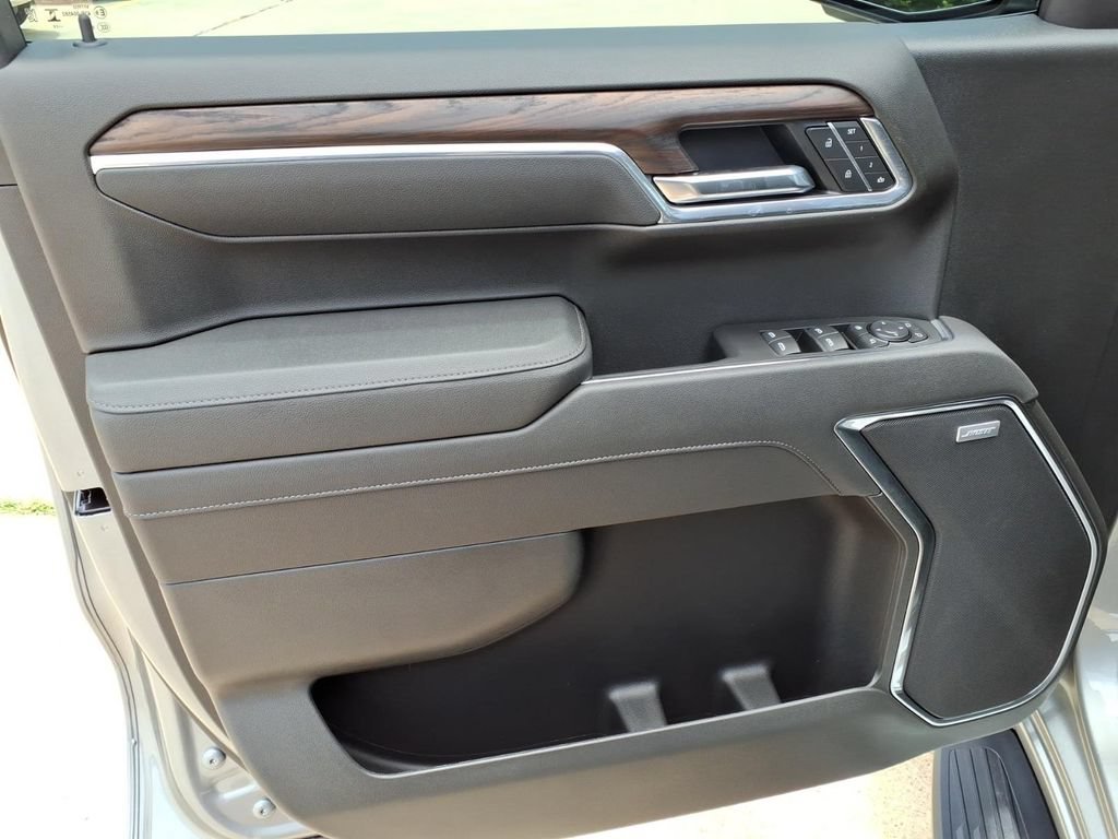 2026 GMC Sierra 1500 SLT - Photo 16