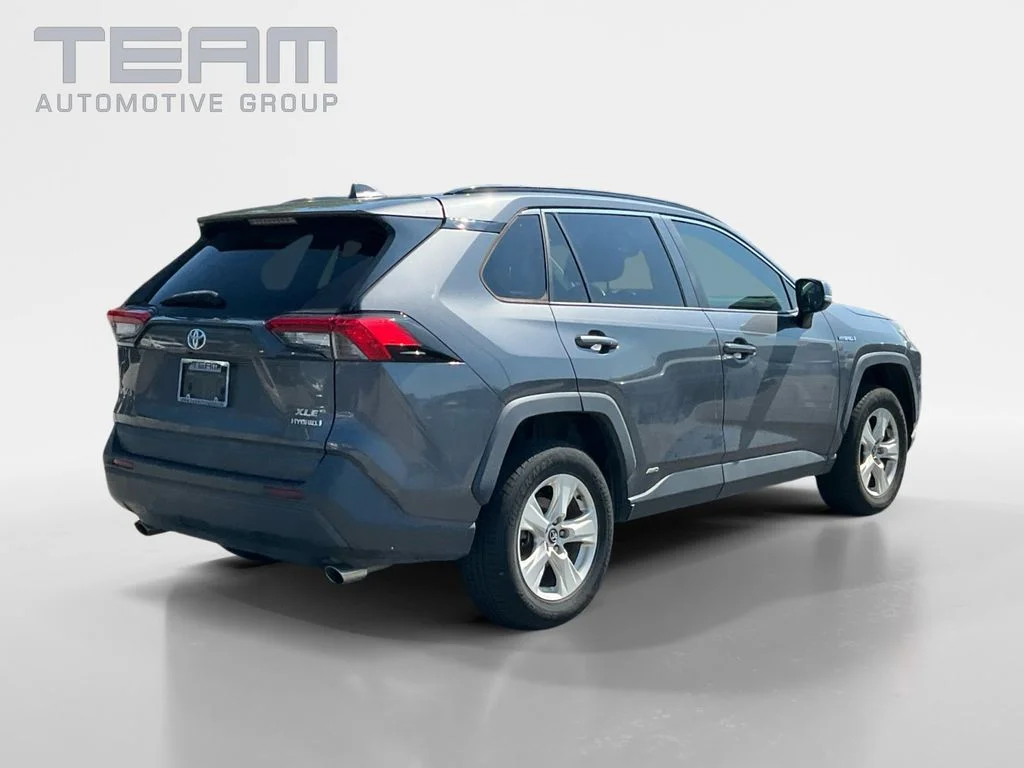 Used 2020 Gray Toyota XLE image 7