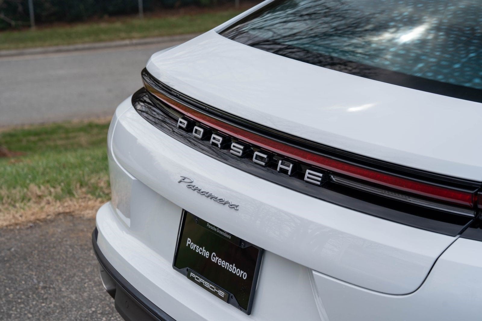 Used 2025 White Porsche  image 16