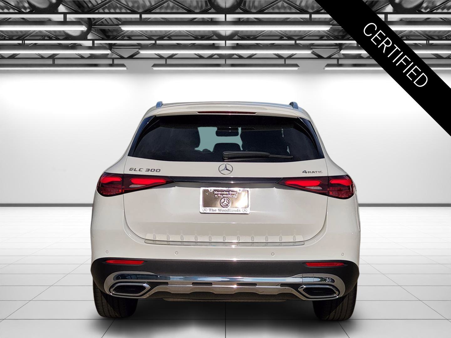 Certified Used 2024 MANUFAKTUR Moonlight White Metallic Mercedes-Benz GLC 300 image 8