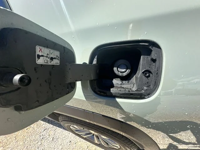 Used 2025 Green Chevrolet LT image 43