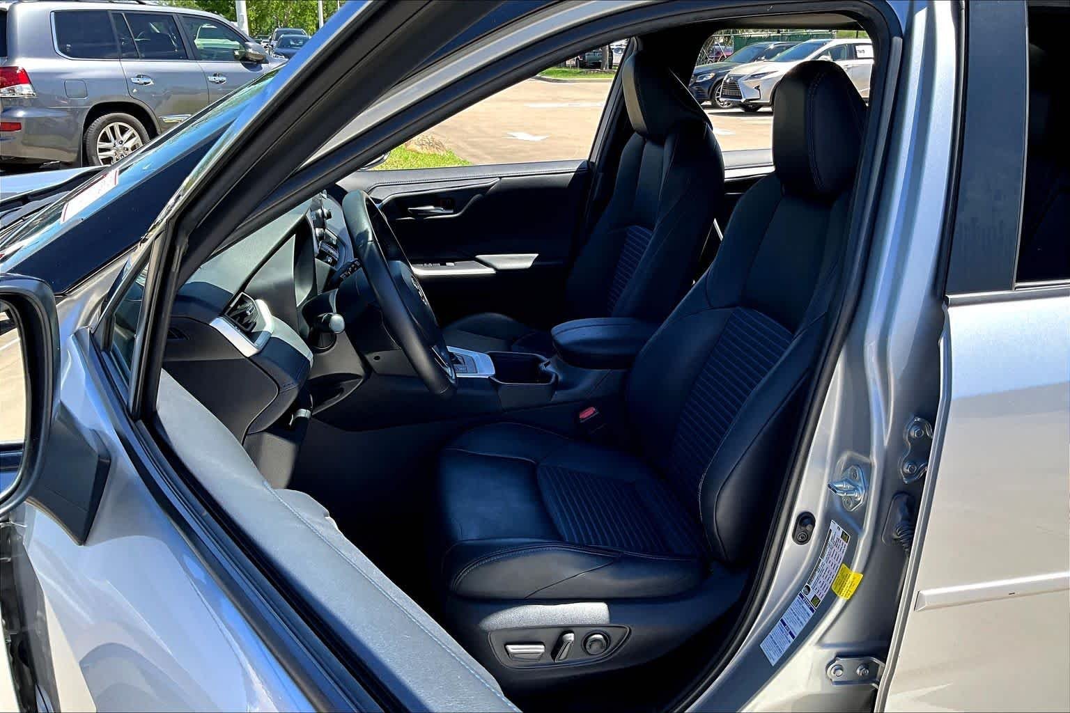 Used 2022 Silver Sky Metallic/Midnight Black Metallic Toyota Hybrid XSE image 7