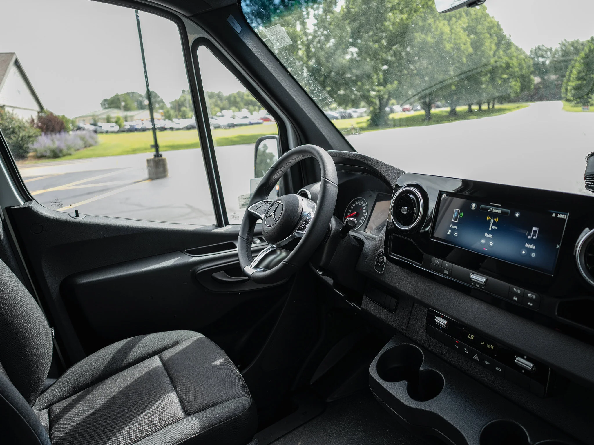 New 2026 ARCTIC WHITE Mercedes-Benz  image 21