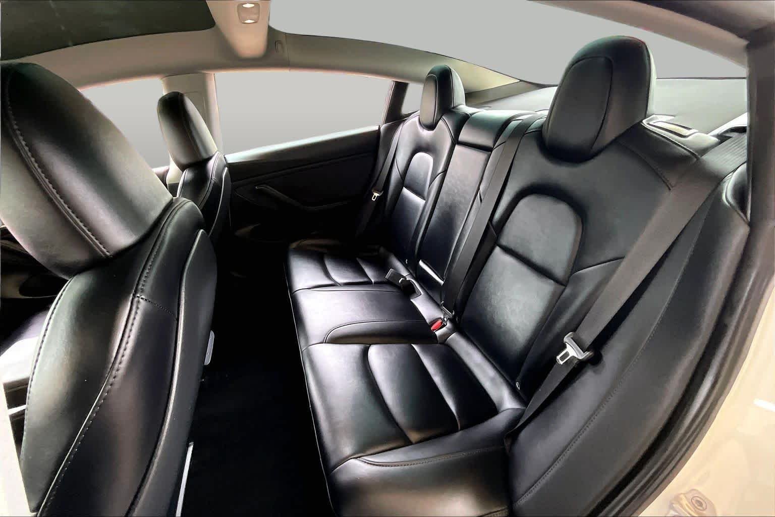 Used 2023 Pearl White Multi-Coat Tesla  image 17