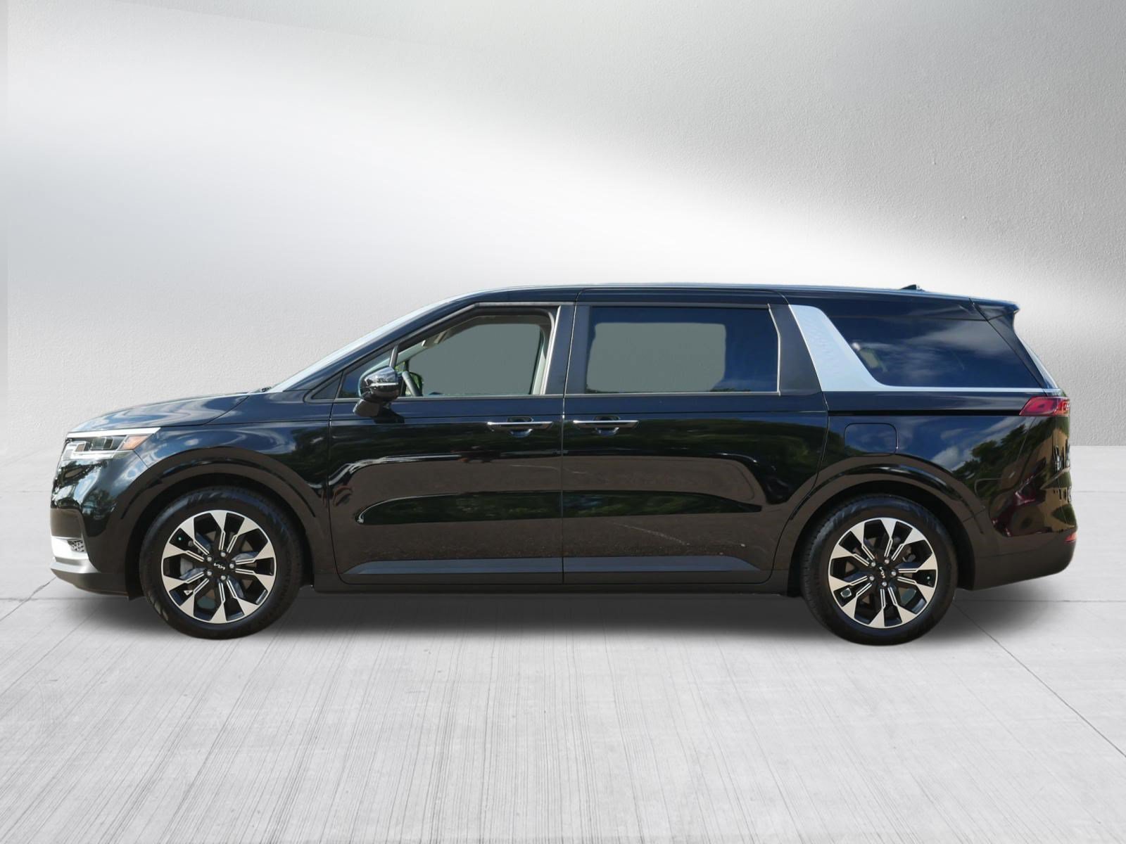 Certified Used 2023 Aurora Black Pearl Kia EX image 4