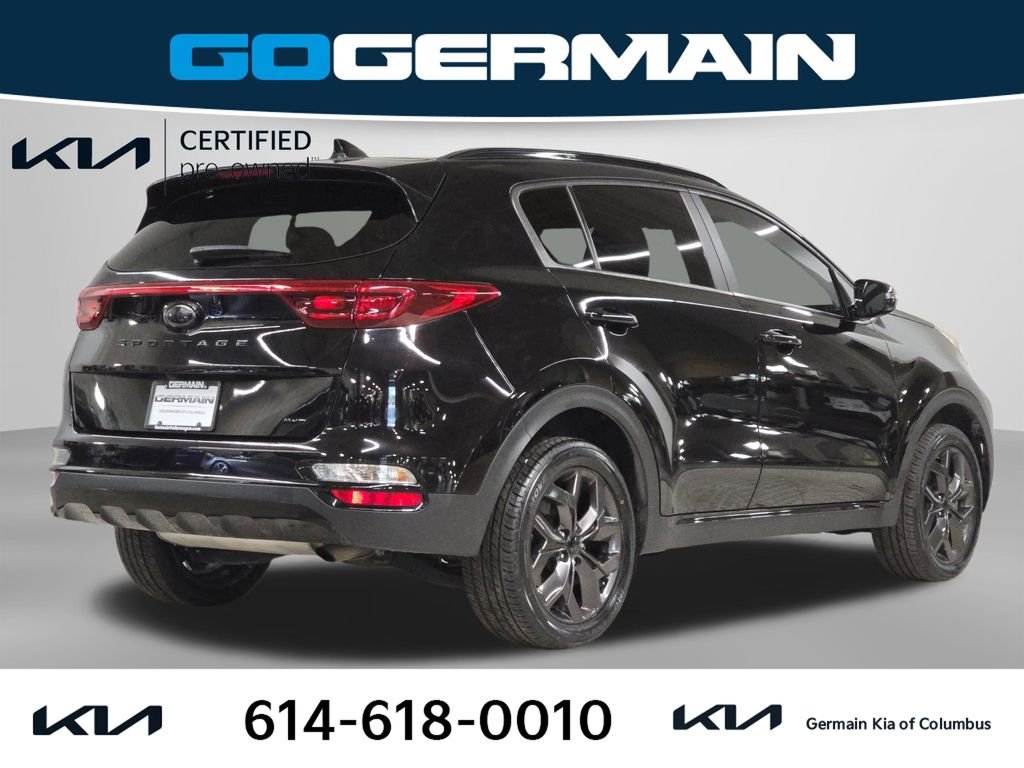 Used 2022 Red Kia Nightfall image 8