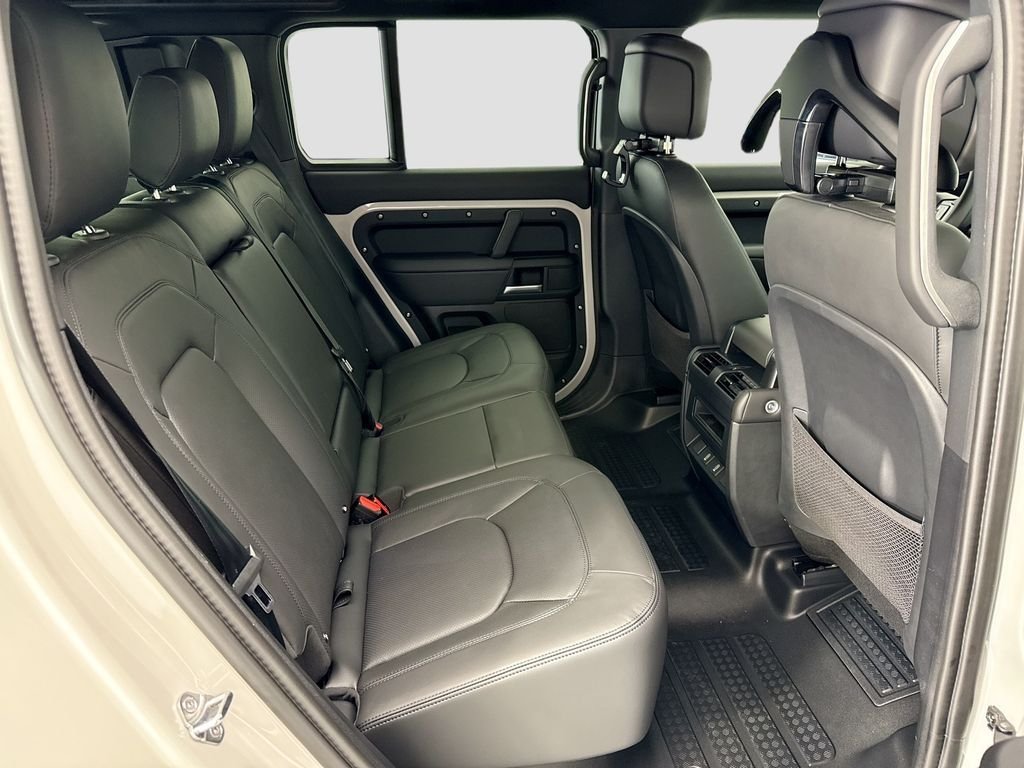 New 2026 Borasco Grey LAND ROVER X-Dynamic SE image 20