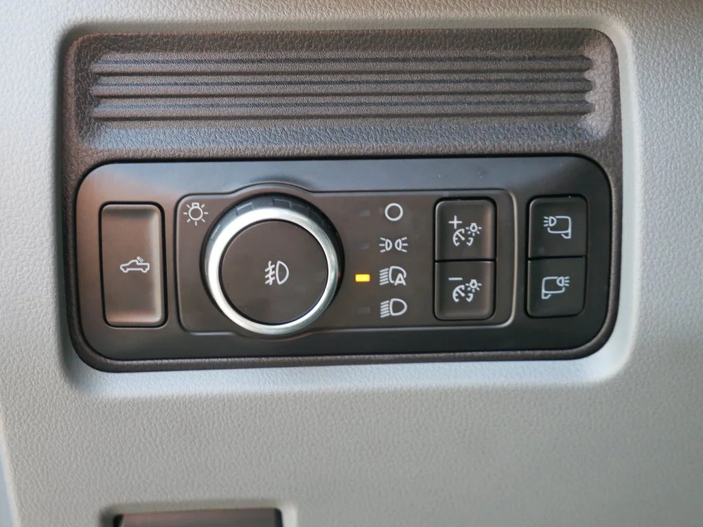 Used 2025 Black Ford XLT image 18