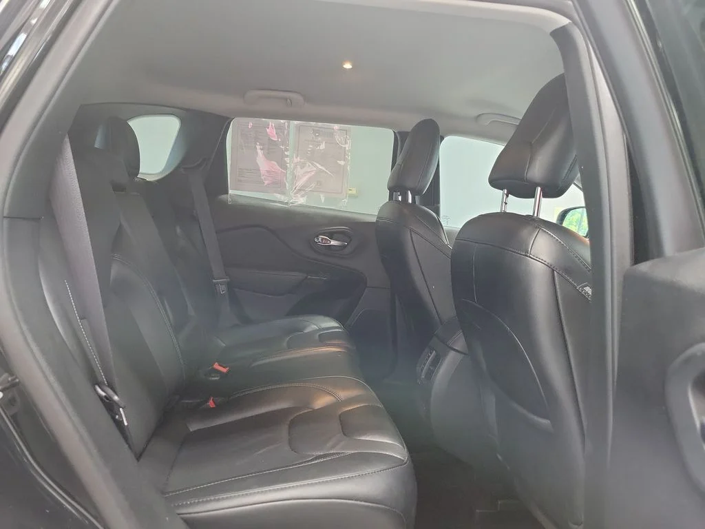 Photo 17