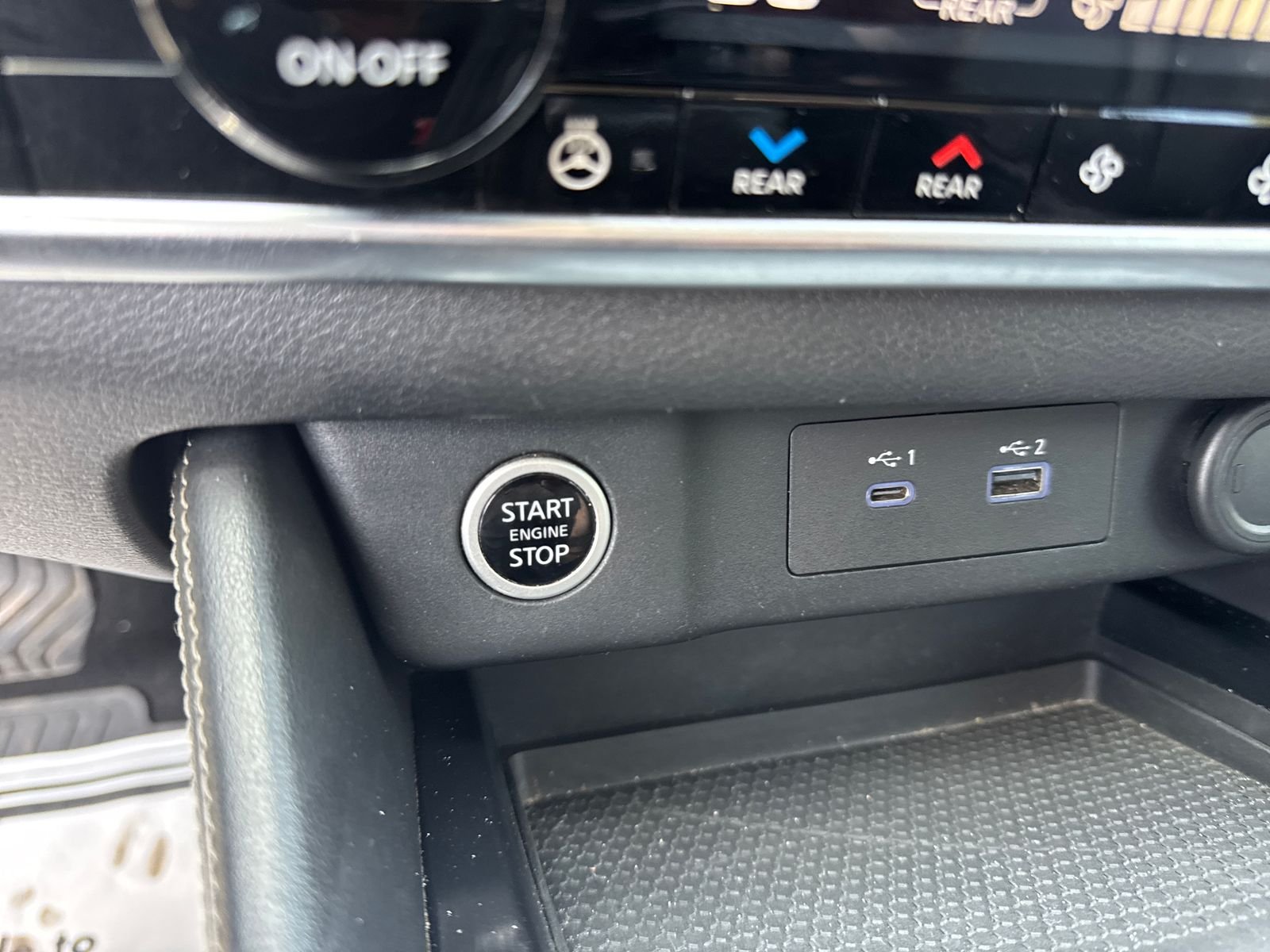 Certified Used 2021 White Nissan SL image 22