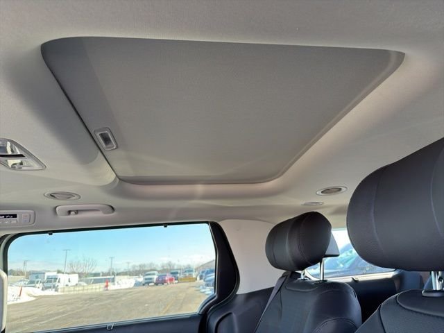 2026 Kia Carnival SX Prestige - Photo 10