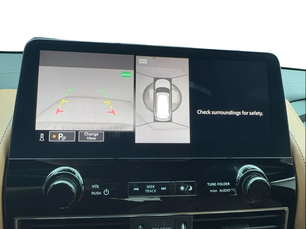 Used 2022 Black INFINITI Sensory image 46