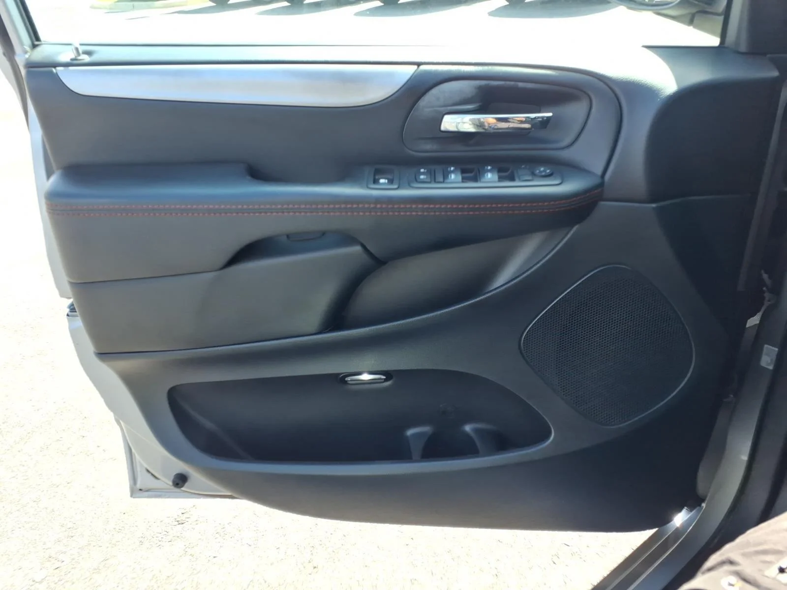 Used 2018 Billet Clearcoat Dodge GT image 31