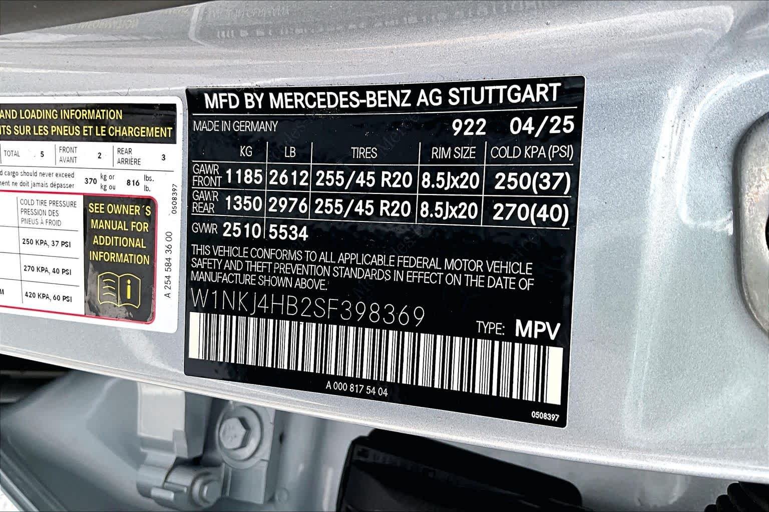 Certified Used 2025 Cirrus Silver Metallic Mercedes-Benz GLC 300 image 32