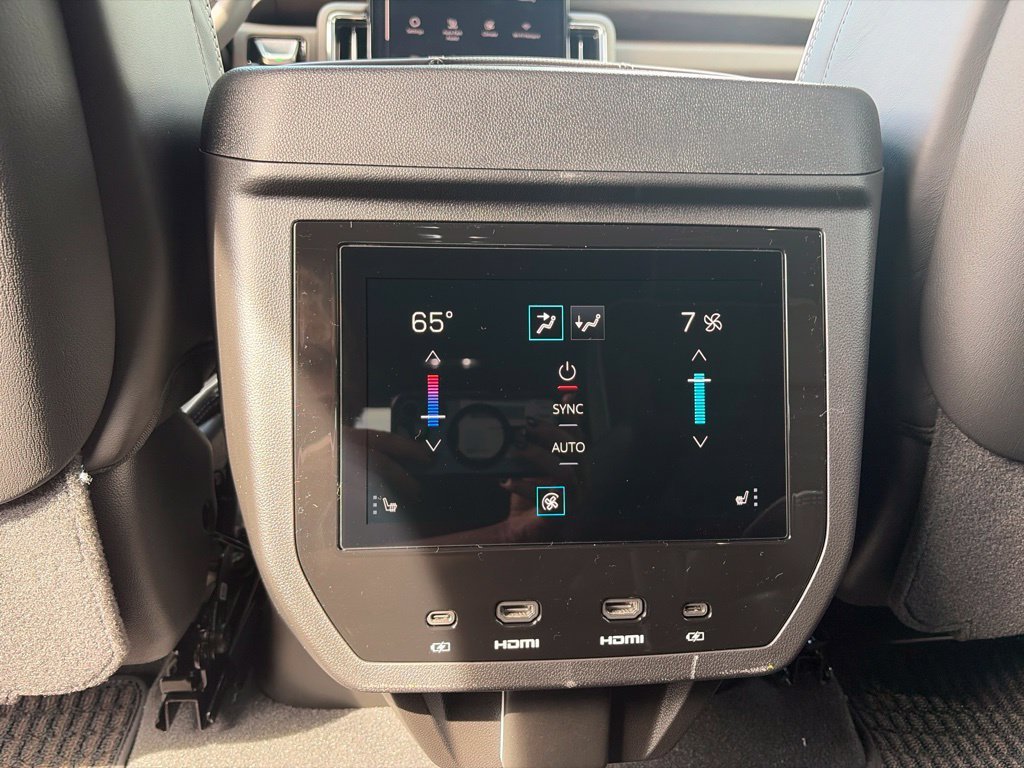 New 2026 Glacier White Tricoat GMC Denali Ultimate image 54
