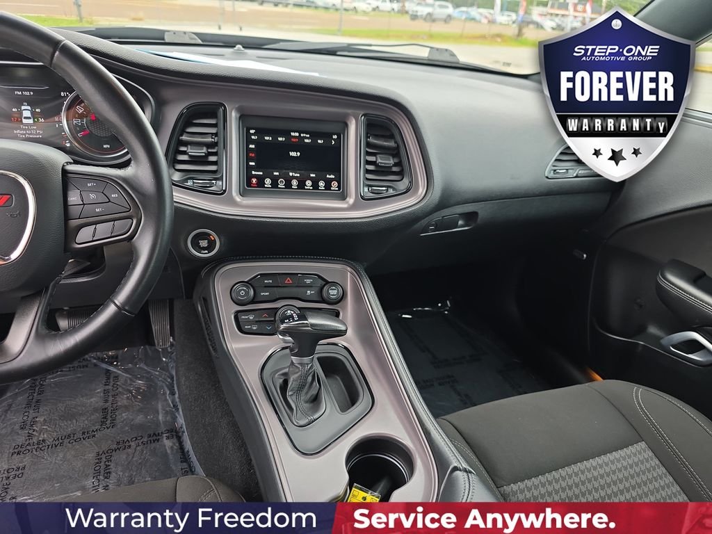 Used 2023 Gray Dodge SXT image 15