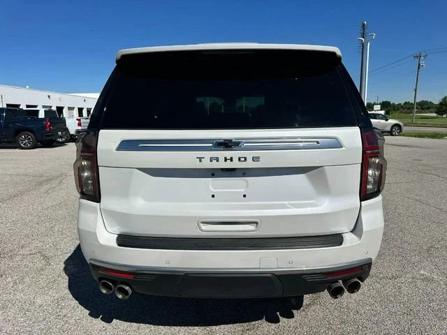 Used 2024 Iridescent Pearl Tricoat Chevrolet High Country image 4