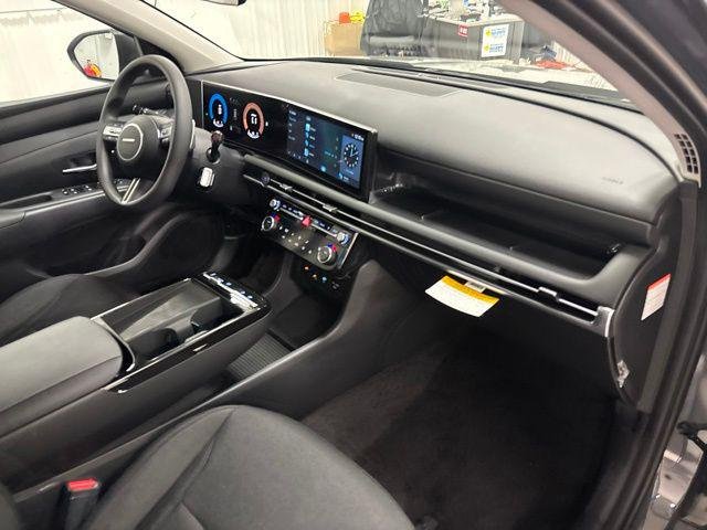 New 2026 Gray Hyundai SEL AWD image 32