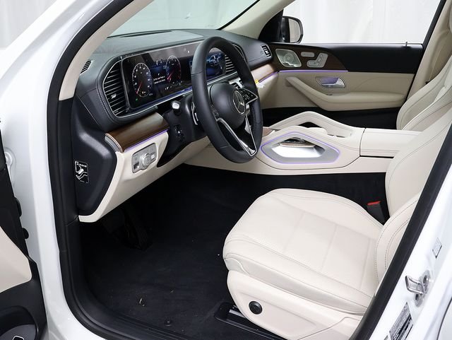 New 2026 Polar White Mercedes-Benz GLS 450 image 11