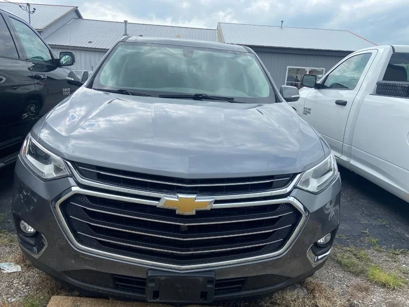Used 2018 Chevrolet Traverse 1LT with VIN 1GNEVGKW8JJ248808 for sale in Alton, IL