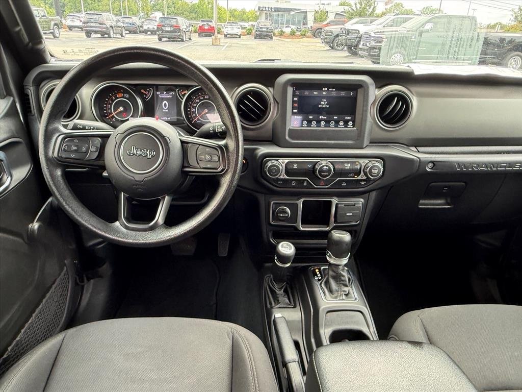 Used 2022 GRAY Jeep Sport image 11
