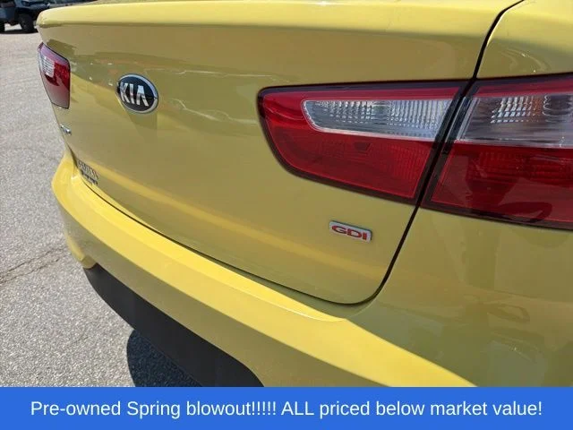 Used 2016 Yellow Kia LX image 12