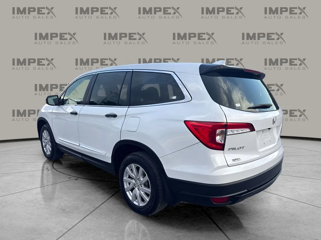 Used 2020 White Honda LX image 3