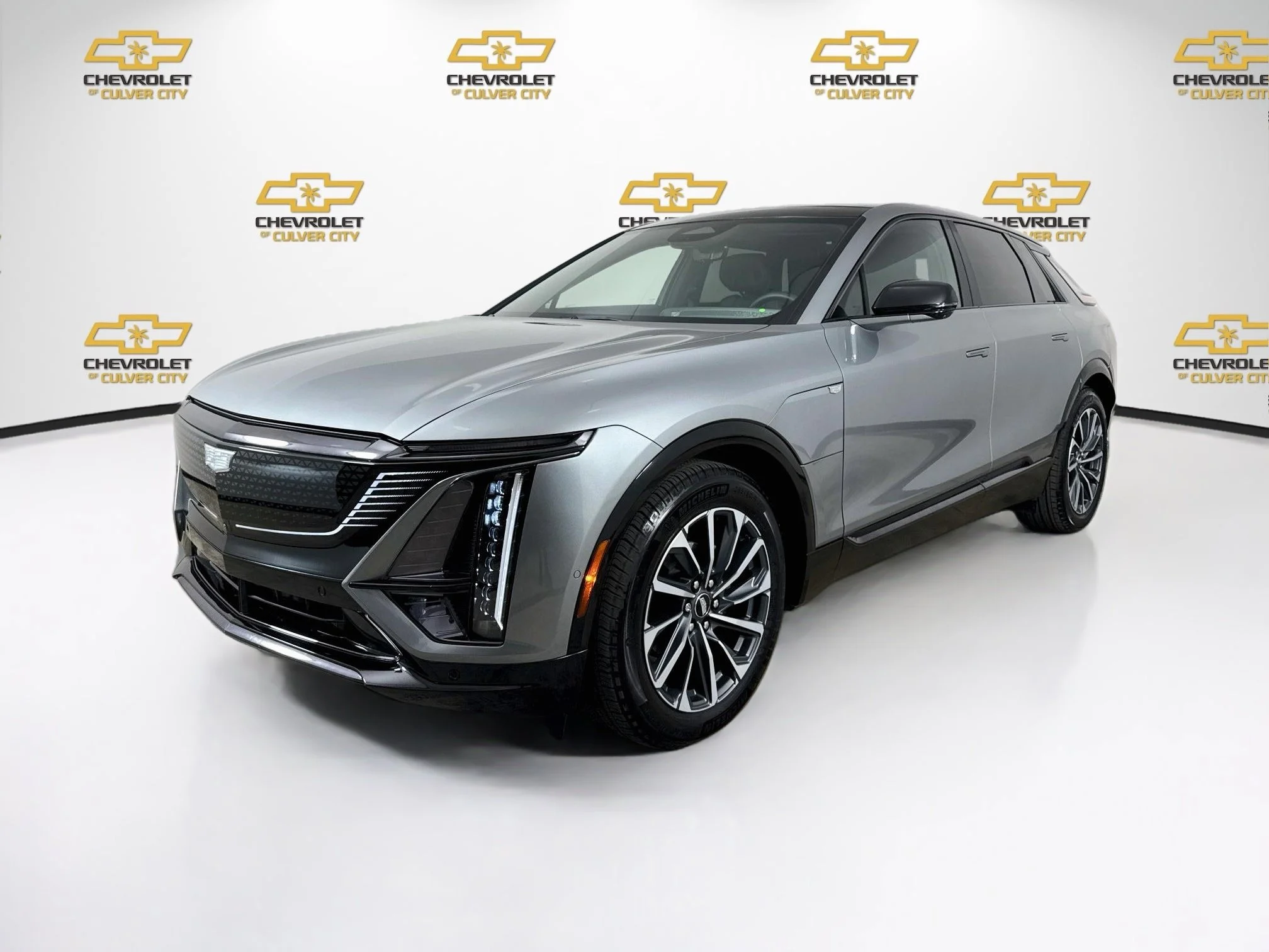 Used 2024 Argent Silver Metallic Cadillac Sport 3 image 3