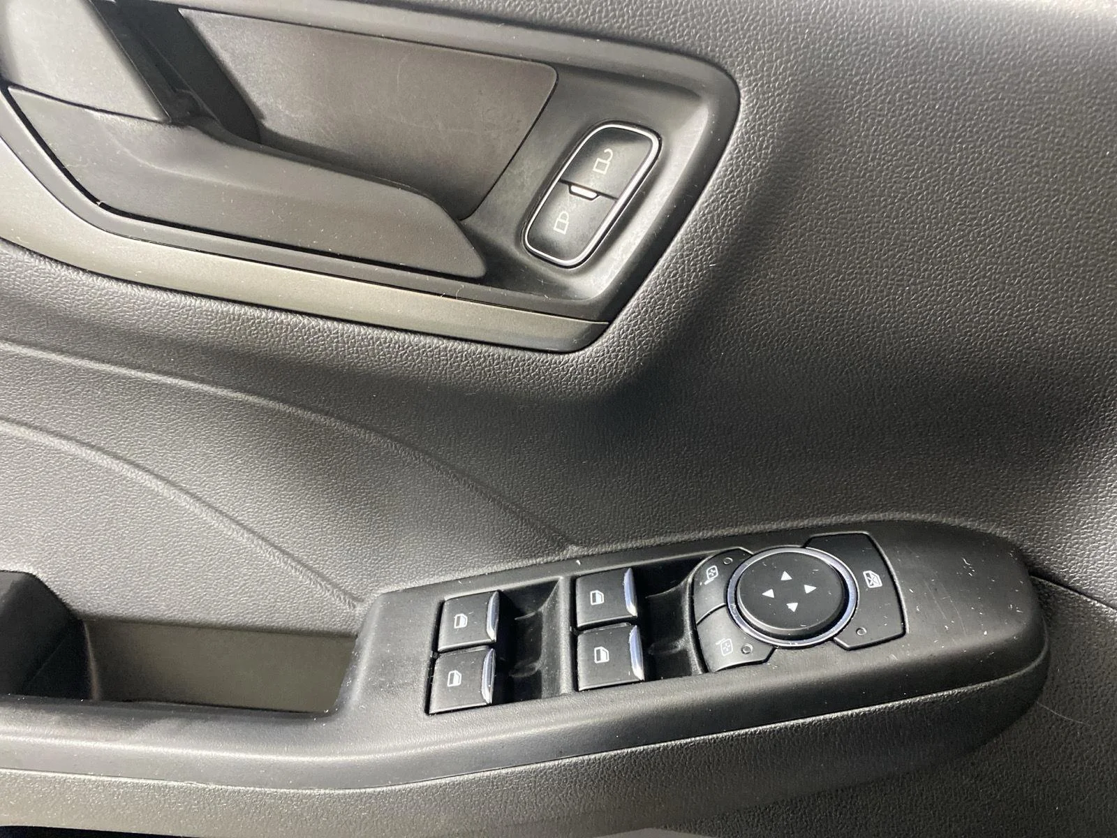 Used 2025 Vapor Blue Ford  image 14