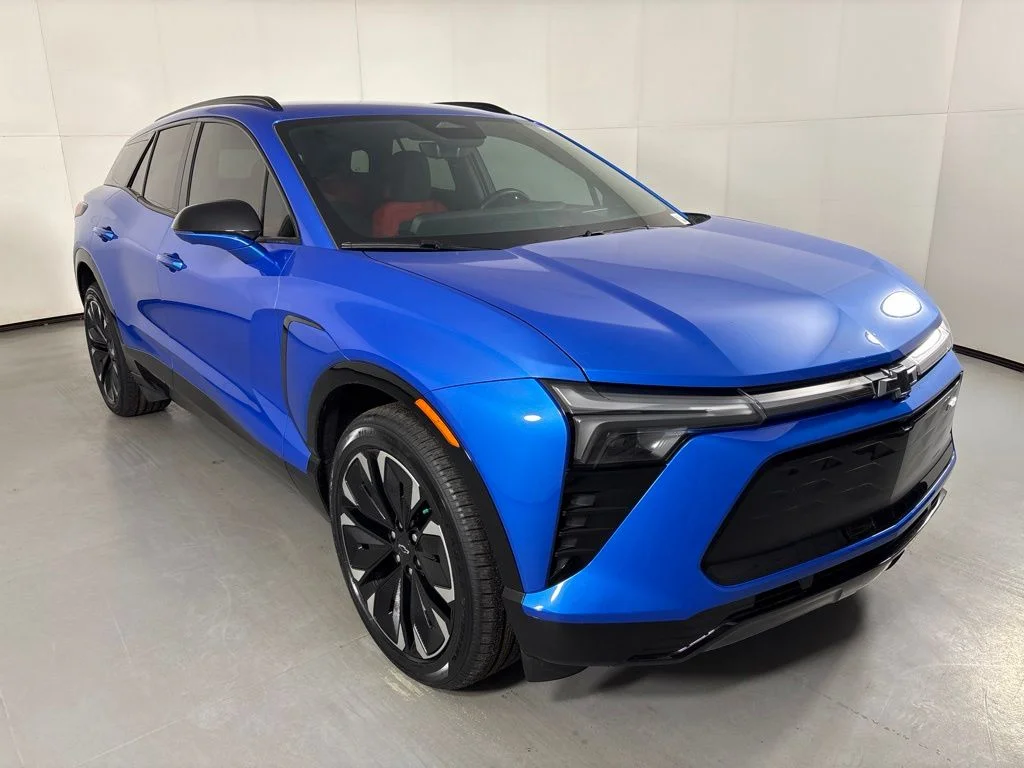 Used 2024 Blue Chevrolet RS image 2